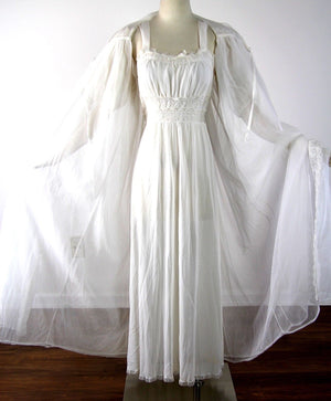 Vintage bridal negligee