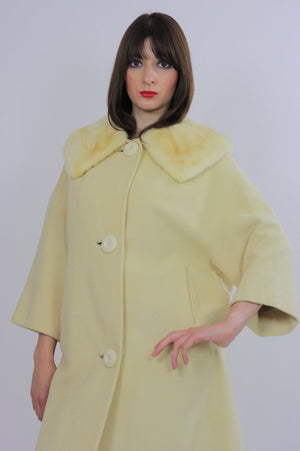 Wool Cashmere coat swing blonde mink swing coat fur collar Vintage 1960s Mad men cocktail party Marilyn winter white retro Small Medium - shabbybabe
 - 4