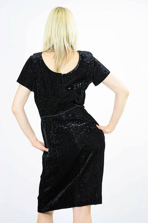 Black velvet  party dress cocktail short sleeve 60s sheath - shabbybabe
 - 5