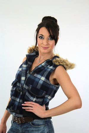 Plaid flannel vest Navy blue white Vintage 1990s Grunge hooded fur trimmed sleeveless top Checkered button up - shabbybabe
 - 1
