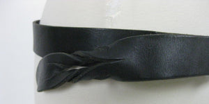 Vintage 80s Boho black leather belt Adjustable rings - shabbybabe
 - 2