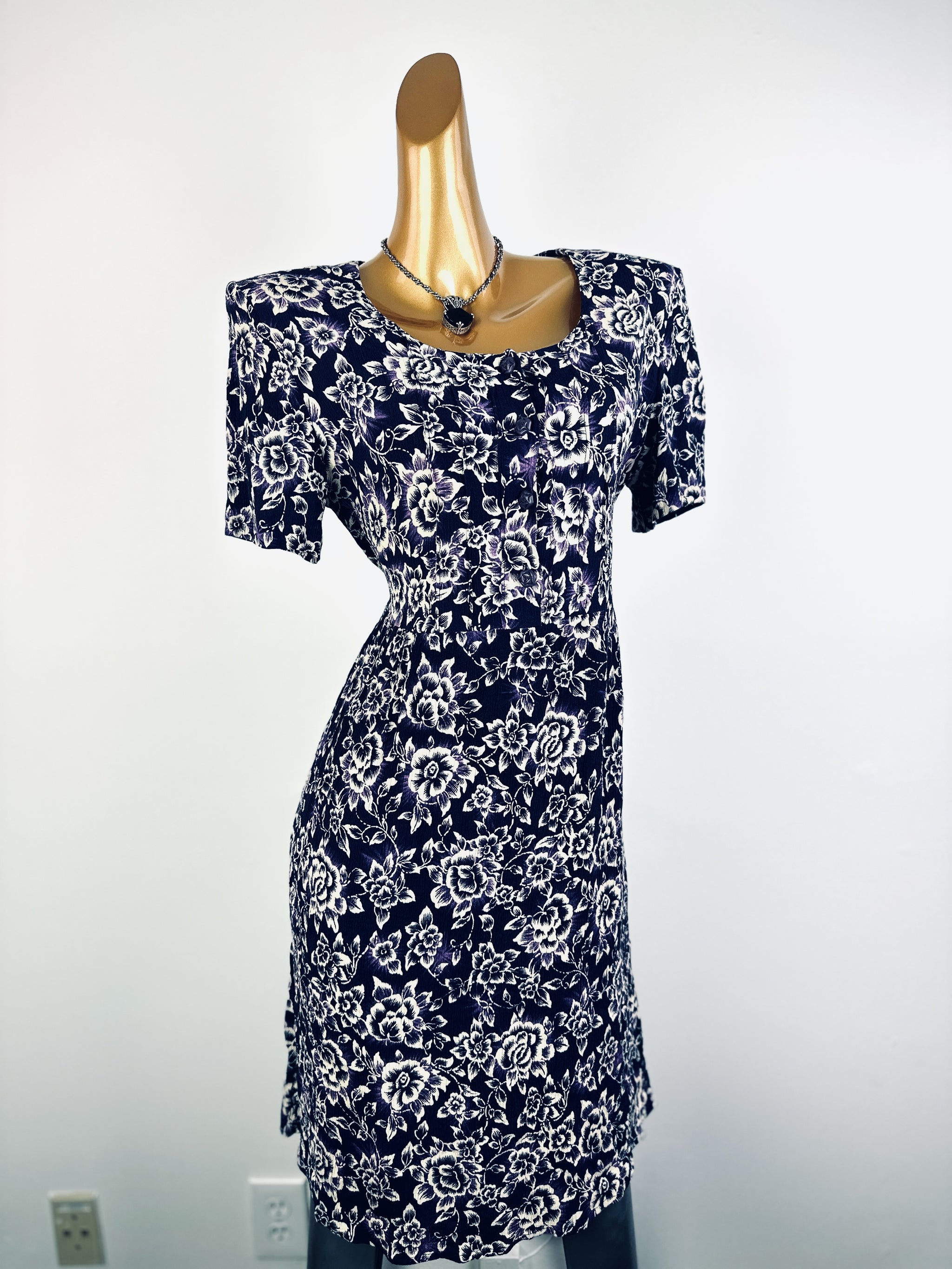 Vintage 90s grunge dress cottagecore floral print prairie mini sundress Vintage 90s grunge dress cottagecore floral print prairie mini sundress