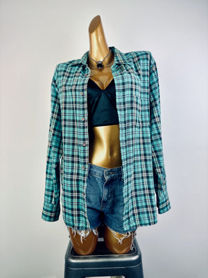 Vintage 90s grunge flannel button down shirt