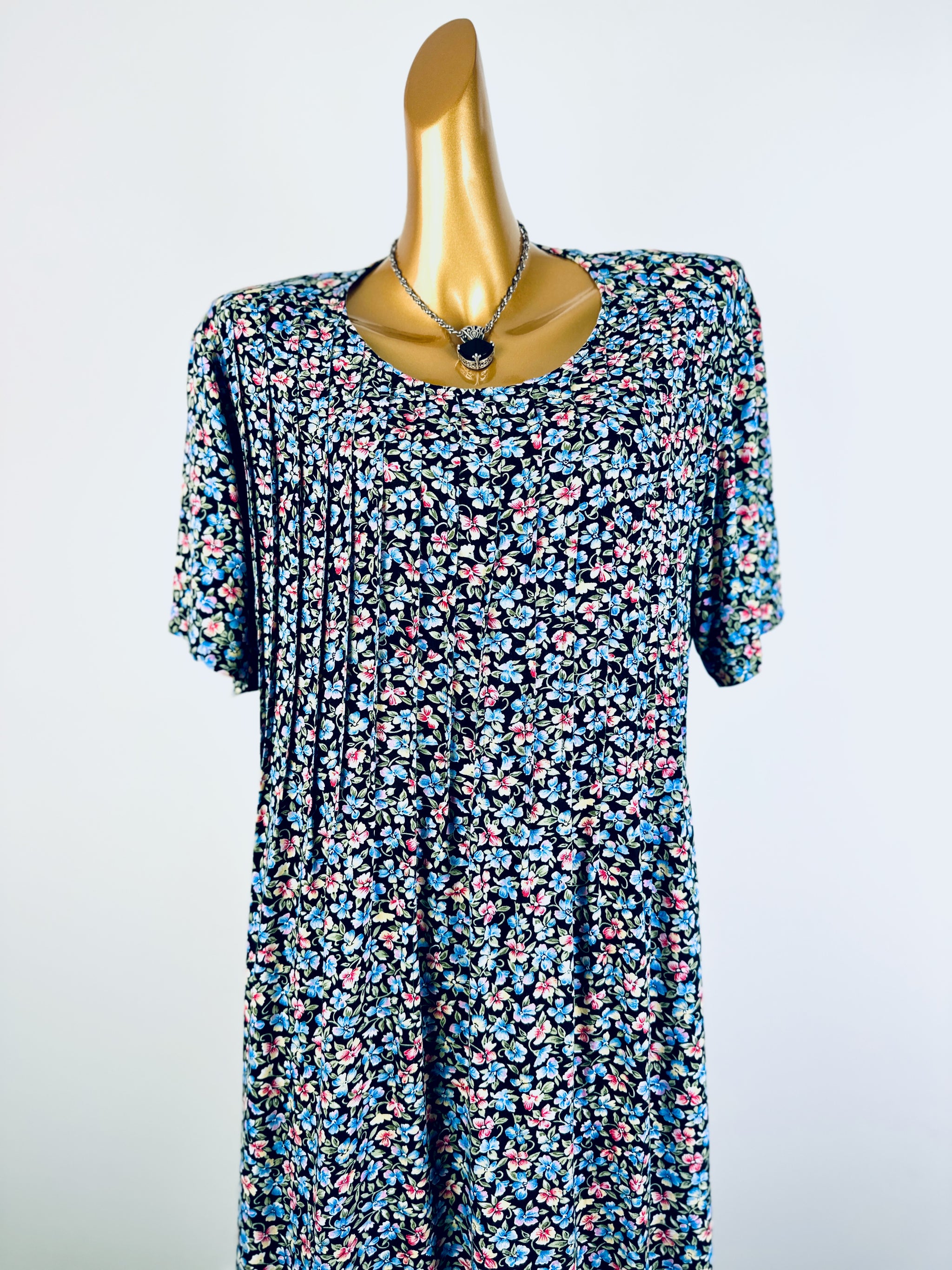Vintage 90s grunge sunflower dress Boho patchwork sundress tiered sleeveless S/M - shabbybabe Vintage 90s grunge sunflower dress Boho patchwork sundress tiered sleeveless S/M - shabbybabe