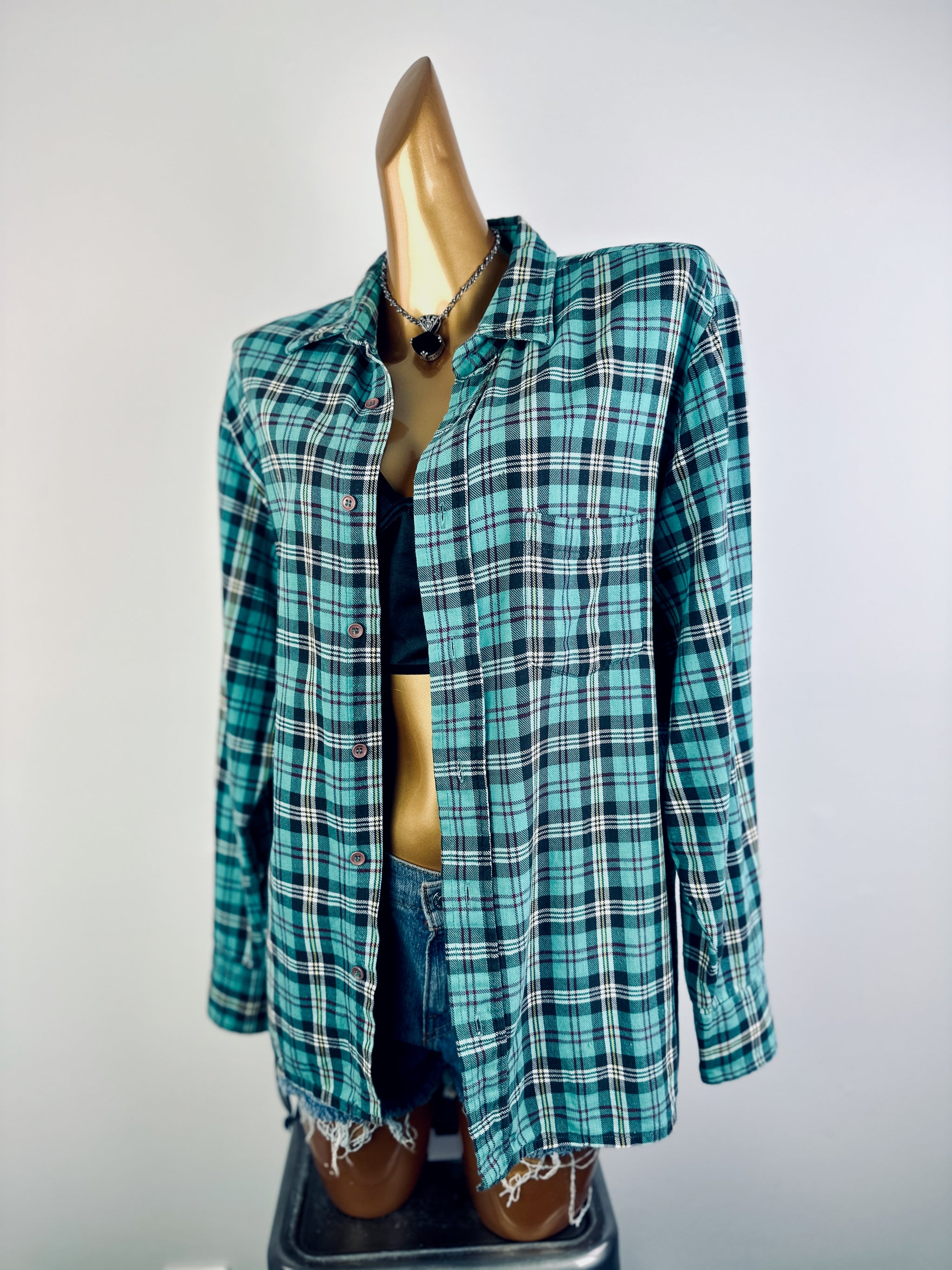 Vintage 90s grunge flannel button down shirt - shabbybabe Vintage 90s grunge flannel button down shirt - shabbybabe