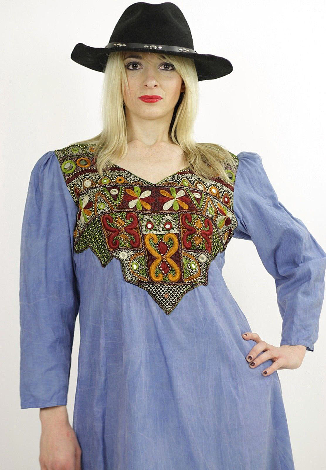 Genuine vintage 70s 1970s true Boho Hippie embroidered mirror India dress - shabbybabe Genuine vintage 70s 1970s true Boho Hippie embroidered mirror India dress - shabbybabe