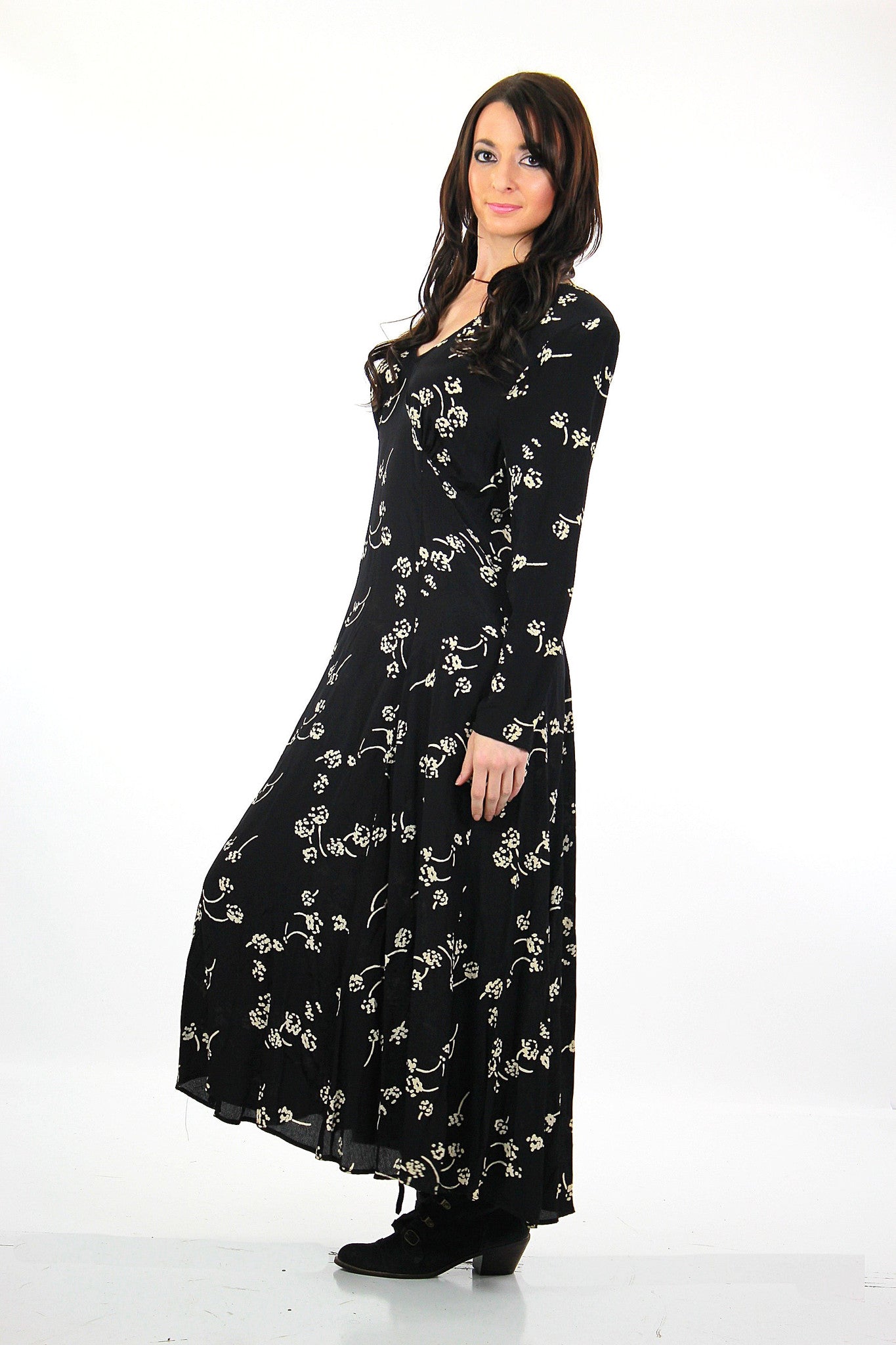 Vintage 90s grunge boho black floral goth maxi dress - shabbybabe Vintage 90s grunge boho black floral goth maxi dress - shabbybabe