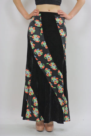 Vintage 1990s Grunge Boho Patchwork velvet maxi skirt - shabbybabe
 - 4