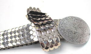 Vintage 80s Women's Silver Metallic Stretch Belt - shabbybabe
 - 3