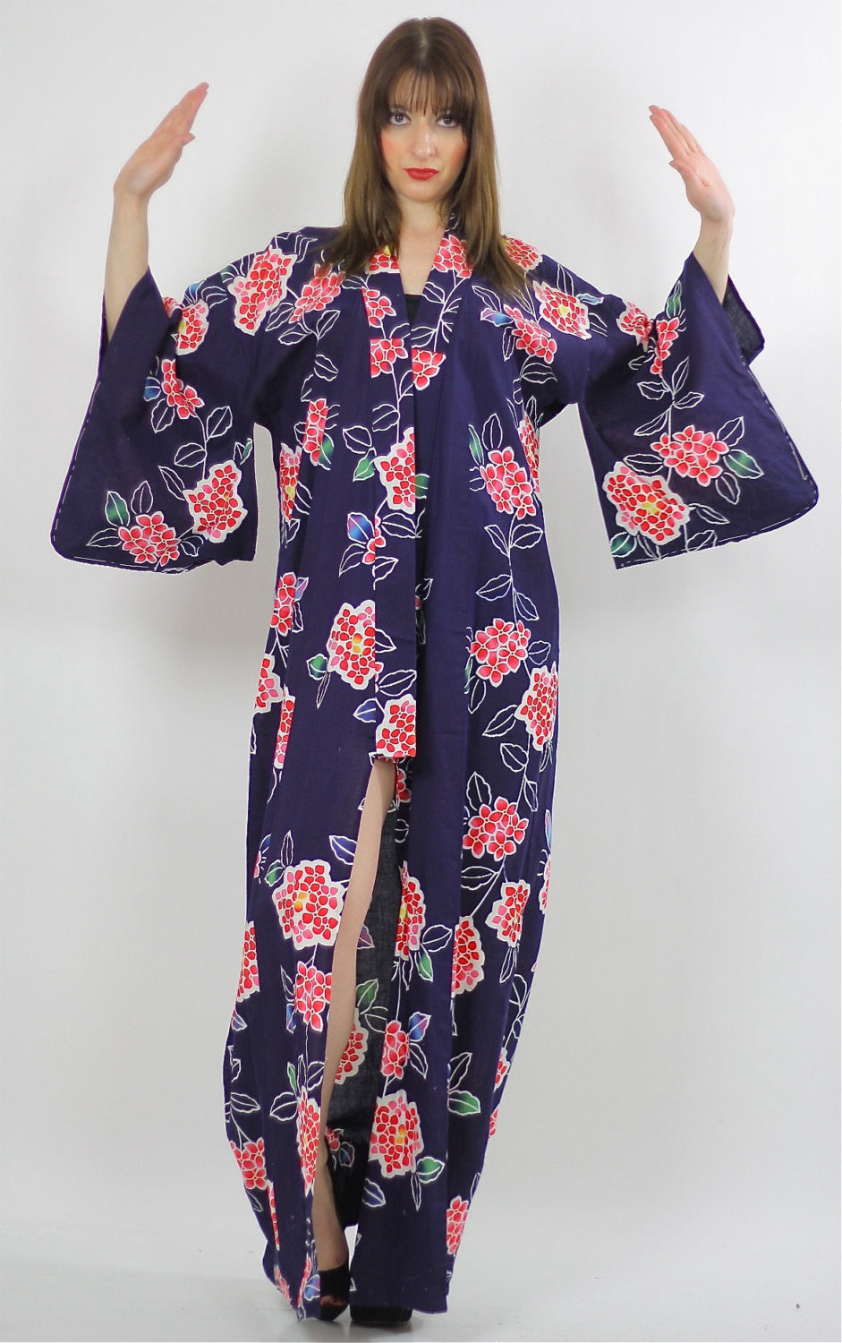Japanese Kimono Robe abstract floral Vintage 70s Navy asian ethnic festival Maxi dress Cotton Large - shabbybabe Japanese Kimono Robe abstract floral Vintage 70s Navy asian ethnic festival Maxi dress Cotton Large - shabbybabe