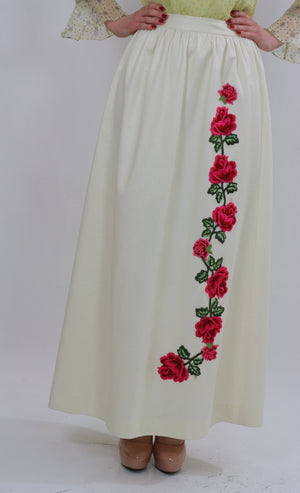 White floral skirt embroidered boho dress vintage 1970s rose appliqu̩ cocktail party roses motif Medium - shabbybabe
 - 5