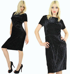 Black velvet  party dress cocktail short sleeve 60s sheath - shabbybabe
 - 2