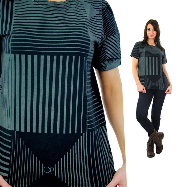 stripe shirt graphic tee black grey Vintage 1990s retro hipster tshirt skater unisex oversize striped print Medium - shabbybabe
 - 1