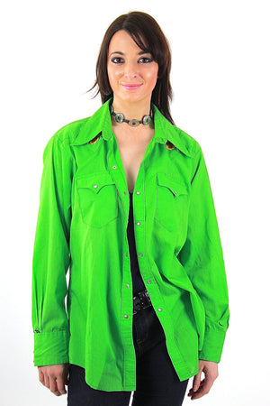Oxford shirt Green button up Vintage 1970s embroidered snap Western blouse Boho Hippie festival Unisex Large Extra Large - shabbybabe
 - 2