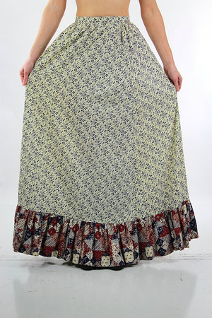 Floral maxi skirt Vintage 1970s patchwork floral festival Hippie Tiered ruffle full long skirt High waisted retro mod Medium - shabbybabe
 - 4