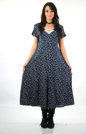 Grunge Floral Midi Dress Vintage 1990s Navy blue ditsy short sleeve scoop neck boho Hippie sundress Medium - shabbybabe
 - 2