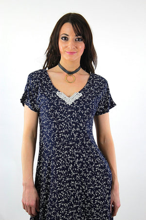 Grunge Floral Midi Dress Vintage 1990s Navy blue ditsy short sleeve scoop neck boho Hippie sundress Medium - shabbybabe
 - 4