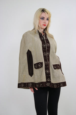 Vintage 60s Hippie Boho Brown Suede Leather Cape - shabbybabe
 - 4